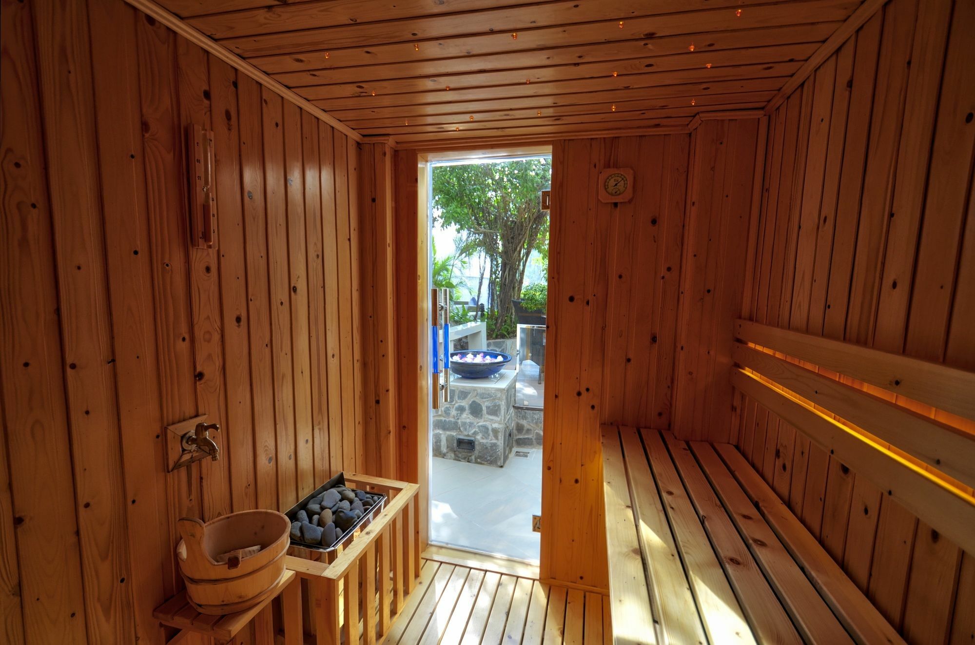 The Wind Resort - Tropical Hillside Escape Вунг Тау Екстериор снимка